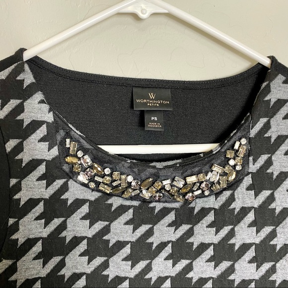 Worthington PS Petite Small Black Gray Houndstooth Jeweled Top Job Interview - Picture 2 of 6